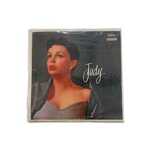 Lot of 2 Judy Garland: Judy T734 & Portrait in Songs Radiant 711-0106 Vinyl LPs
